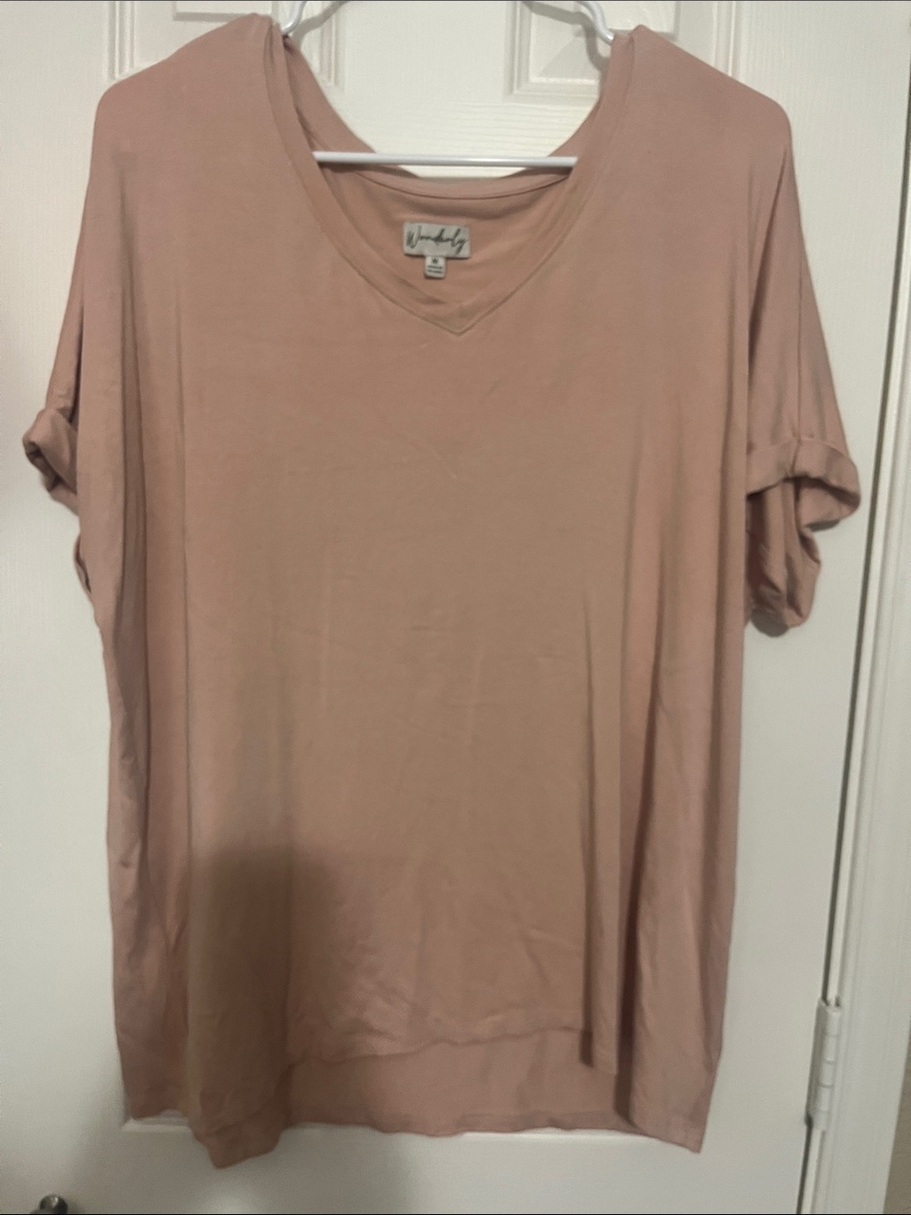 Wonderly Short Sleeve V-Neck Tee in Mauve Pink